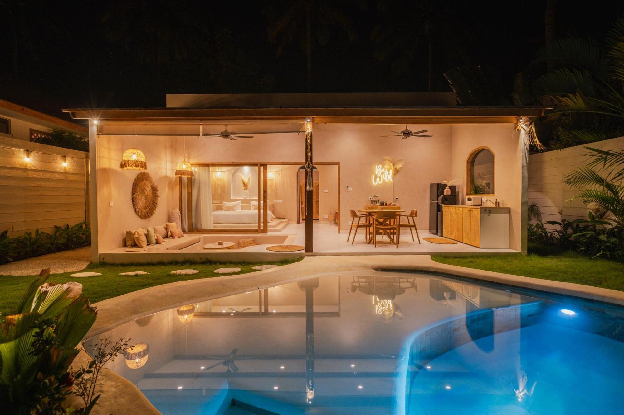 Gili Boho Villas - Aesthetic Private Pool Villas ギリ・トラワンガン エクステリア 写真