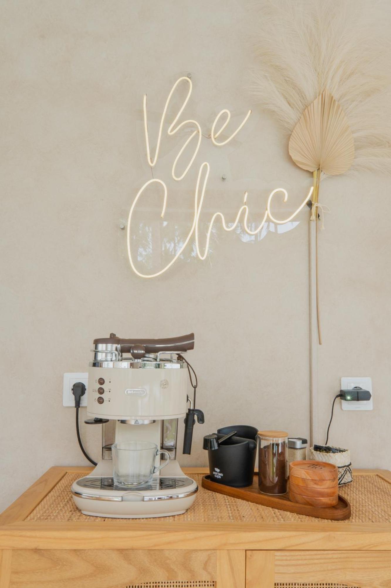 Gili Boho Villas - Aesthetic Private Pool Villas ギリ・トラワンガン エクステリア 写真