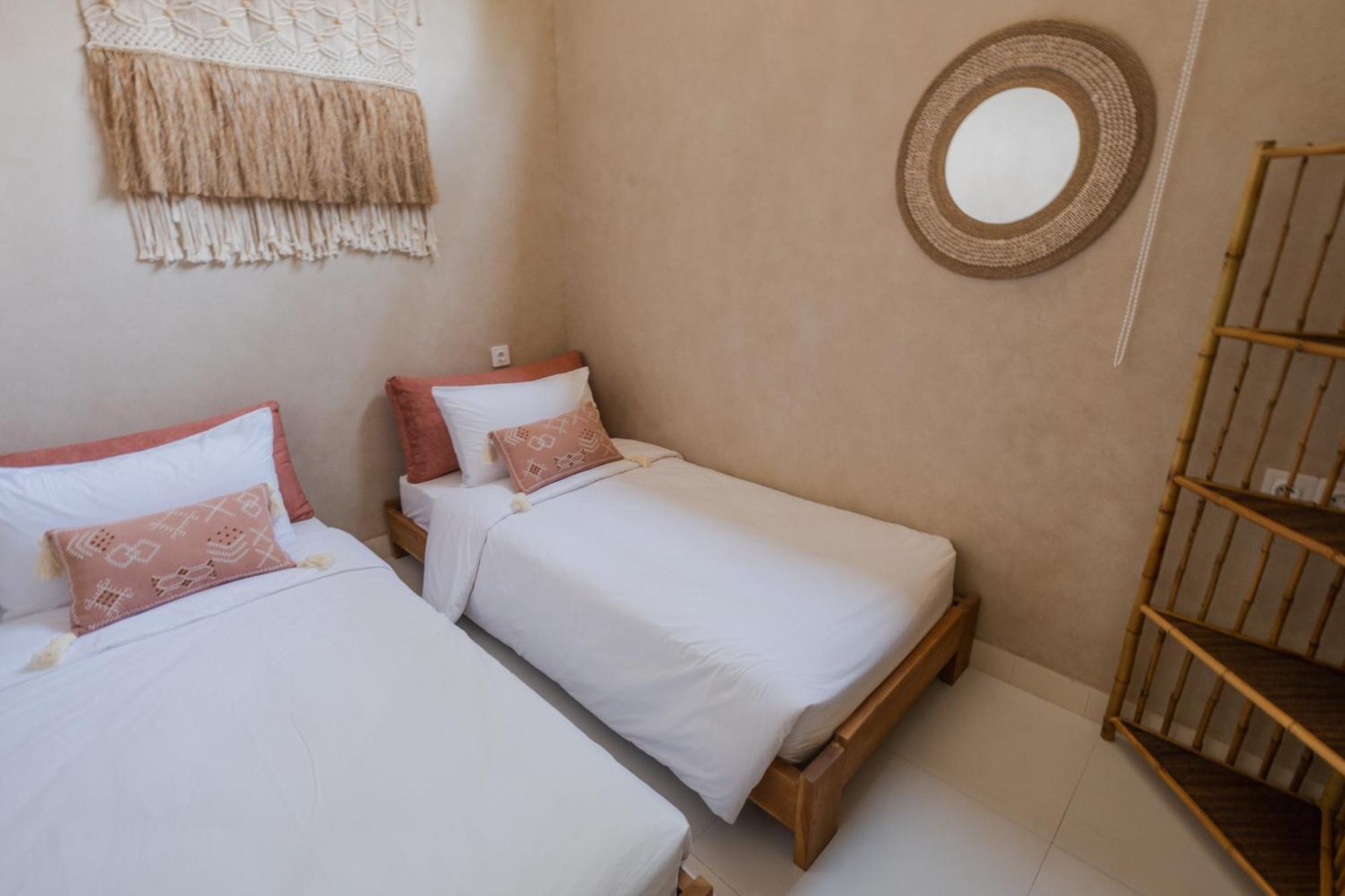Gili Boho Villas - Aesthetic Private Pool Villas ギリ・トラワンガン エクステリア 写真