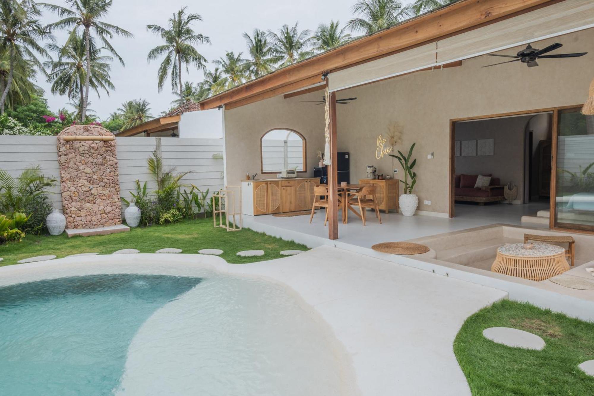 Gili Boho Villas - Aesthetic Private Pool Villas ギリ・トラワンガン エクステリア 写真